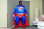 Aufgeblasener Superman