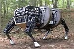 Vierbeiniger Roboter