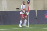 Thierry Henry schießt ein Eckentor