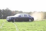 Rolls Royce Phantom fährt Rallye