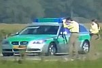 Mit 300 Km/h an der Polizei vorbei