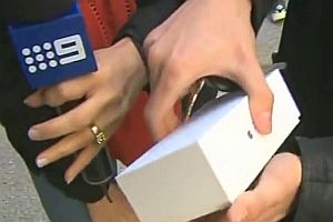 Käufer des ersten iPhone 6 in Perth