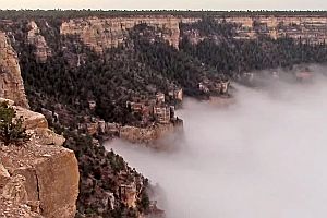 Wolken im Grand Canyon