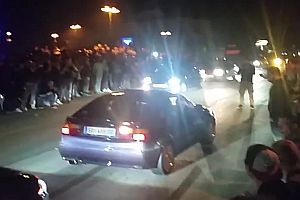 Corrado-Fahrer vermasselt Burnout