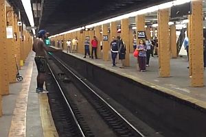 Schnell das Gleis in der U-Bahn wechseln