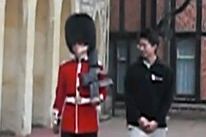 Queen's Guard versteht keine Spaß