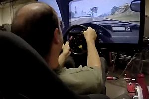 GTA mit einem Fahrsimulator