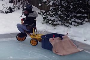 Selbstgebaute Konstruktion zum Eisglätten