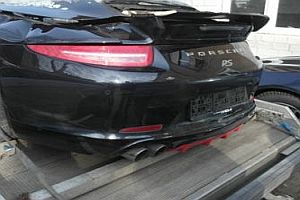 Porsche mit Brandschaden