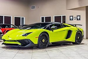 2016 Lamborghini Aventador