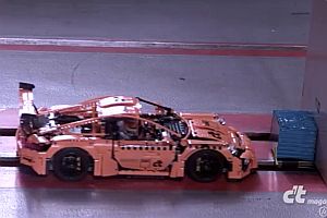 Crash Test mit einem Lego Porsche