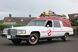 Ghostbusters Ecto-1 Auto