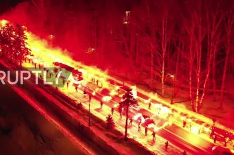 Zenit-Fans begrüßen ihren Mannschaftsbus