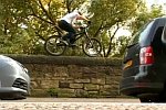 Danny MacAskill auf dem Mountainbike