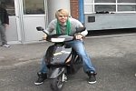 Daniel Schuhmacher beim Moped-Rennen